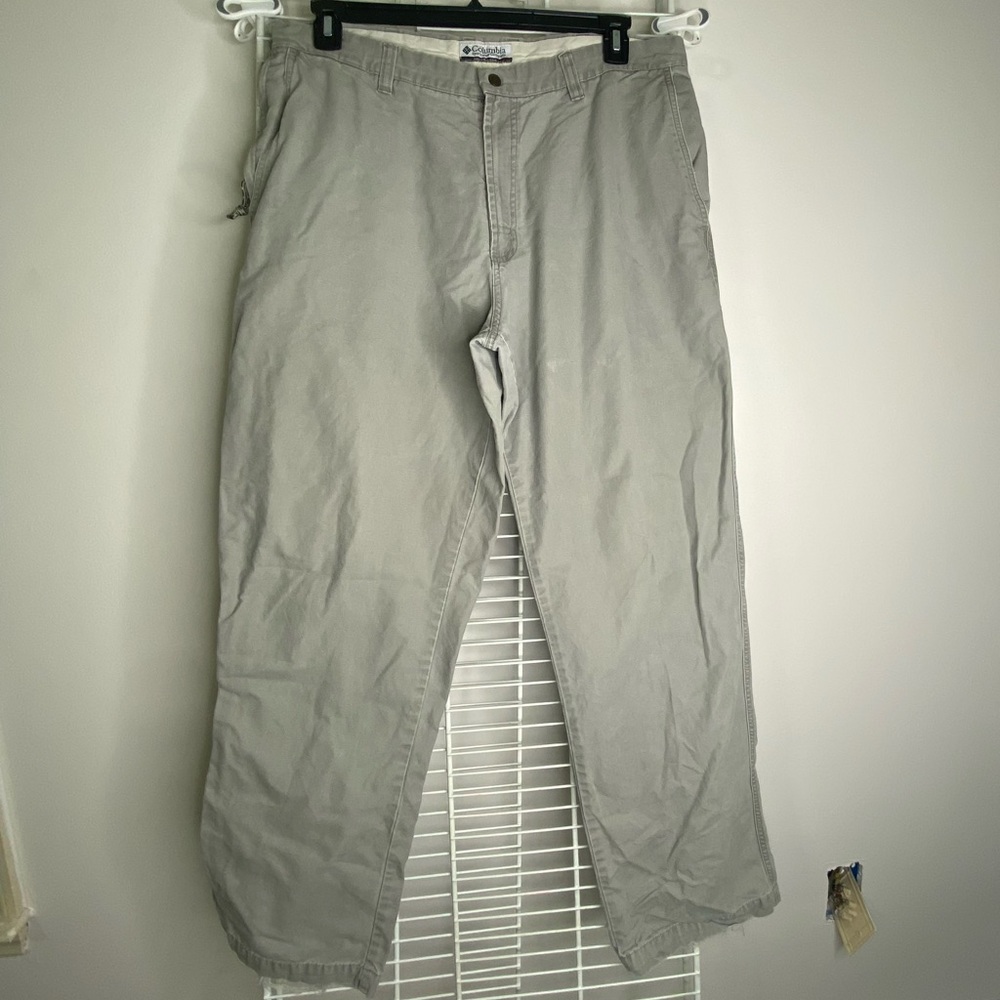 Mens Columbia Khaki Chino Hiking Pants size 36x32 GUC